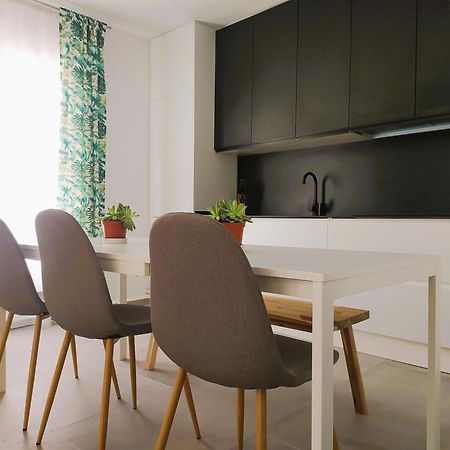 Apartamentos Munoz Fornell 2 Chiclana de la Frontera Exterior photo